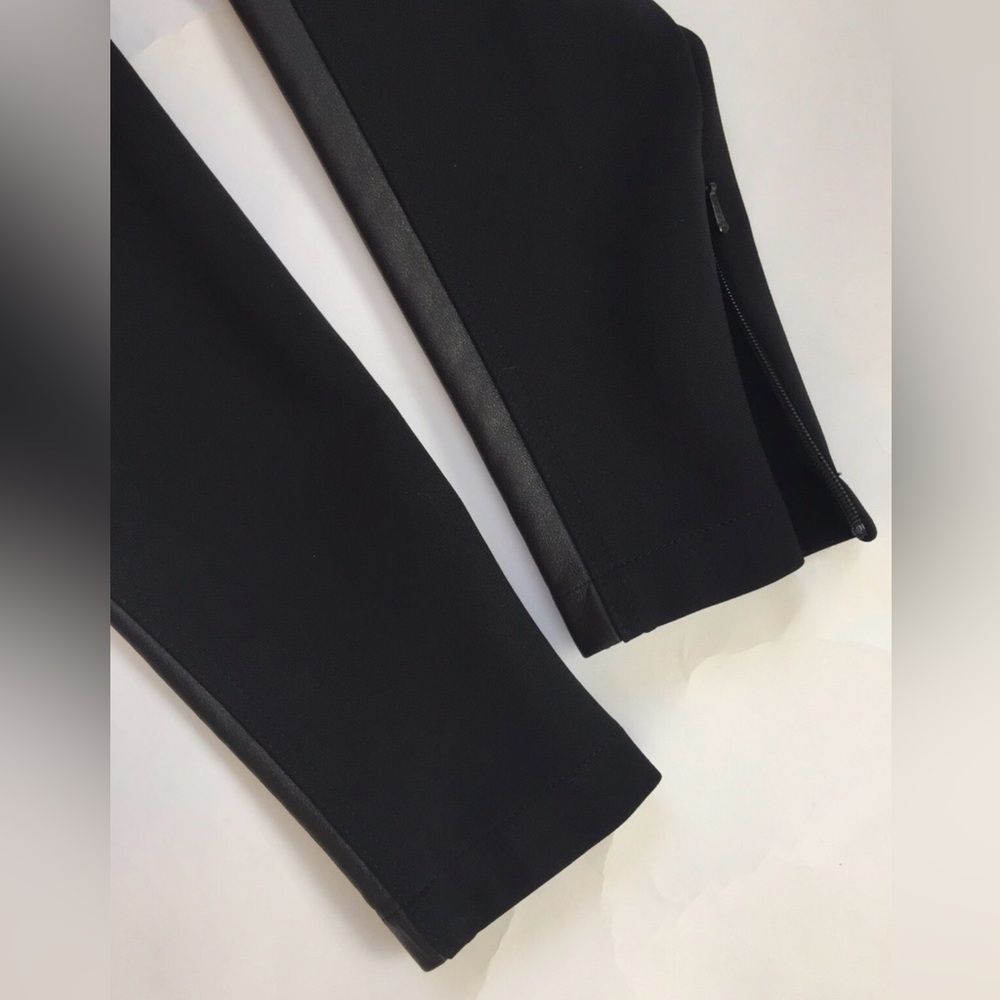 Burberry Leggings with leather strip - Picture 3 of 10